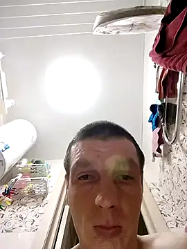 N_i_k_o_l_a_u Show Webcam