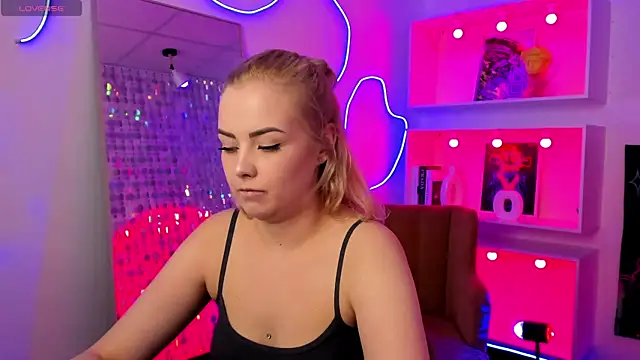 StephanieSweetyn Live XXX chat