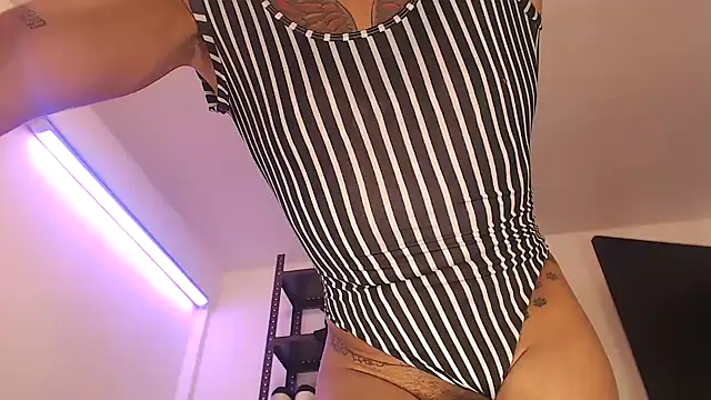 michellatinhot Show Webcam