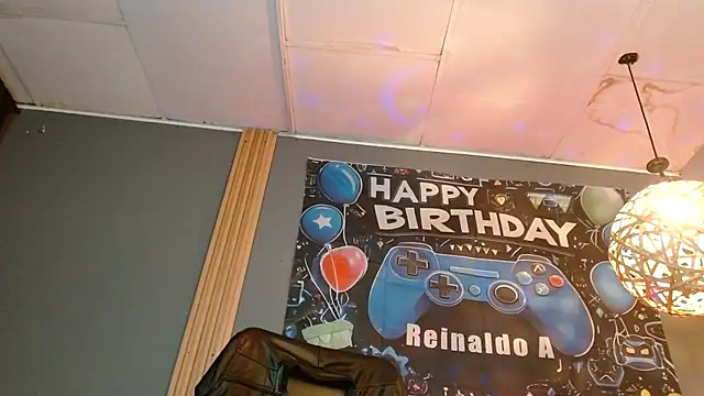 Reiko_85_n Webbikameraesitys