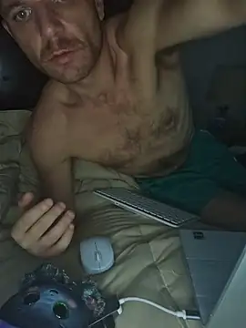 Živý XXX chat FrankieFuckMe