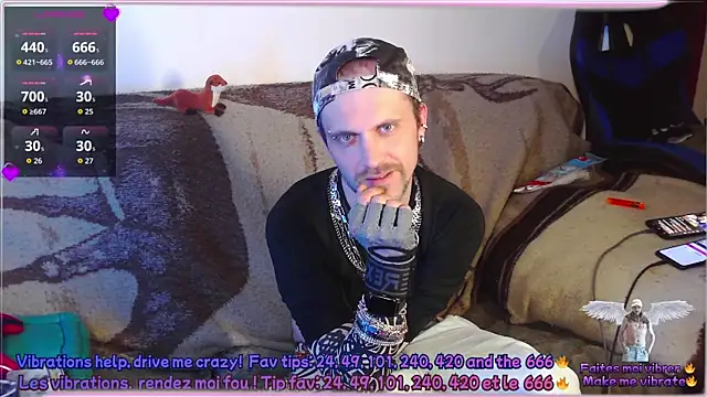 SwatRocShy Webcam show