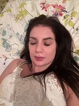 Webkamerová show kattyluvv