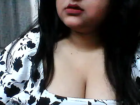 radhikkaa's Live XXX Chat