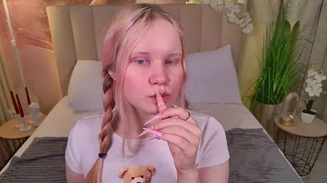 AnnieVibe's Live XXX Chat