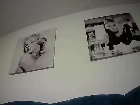 X_MagicMello_X Live XXX-Chat