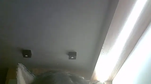 SkinnyKittenのウェブカメラショー