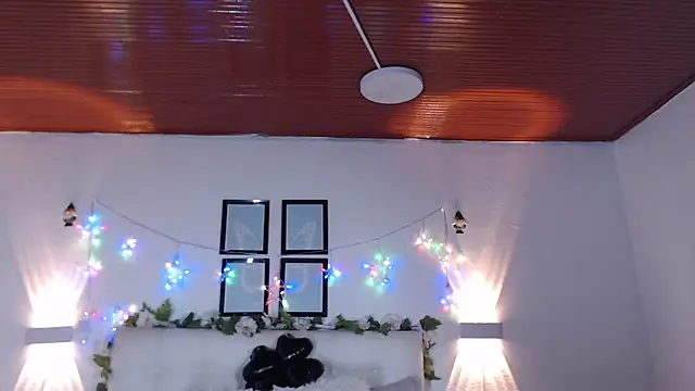 Chat XXX en directo de Megan_05_