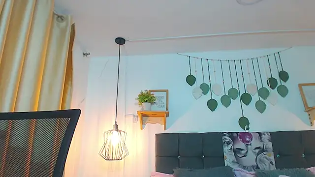 Czat XXX na żywo – Emma_hassani