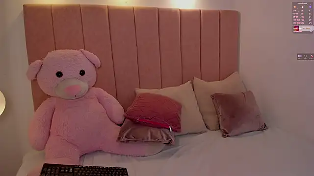 ween_sheng_ Adlı Modelin Canlı XXX Sohbeti