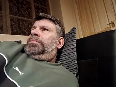 Show modela stud2512 na web-kameri