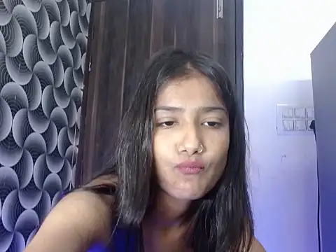 Nora81's Live XXX Chat