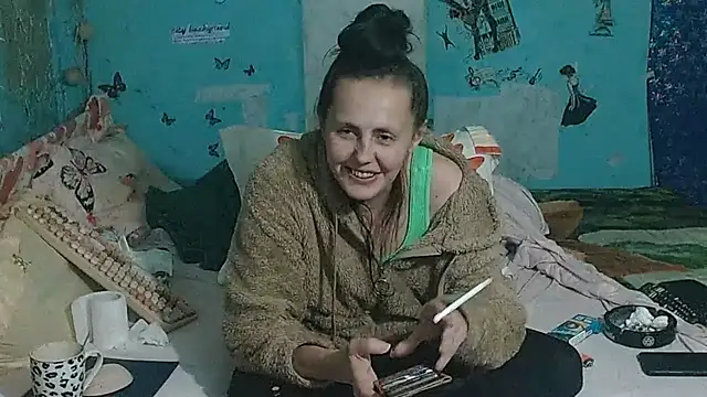 brighteyes77のライブXXXチャット