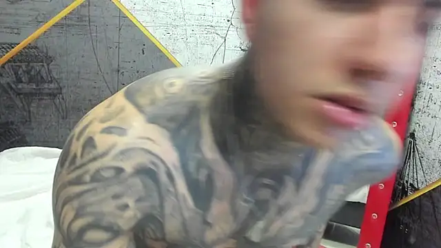 Gury_tattoo's Live XXX Chat