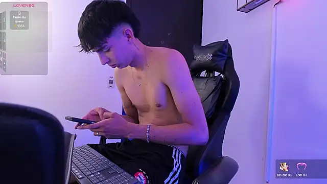 light_eyes_ Pertunjukan Webcam