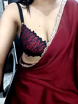 escape_with_me's Live XXX Chat