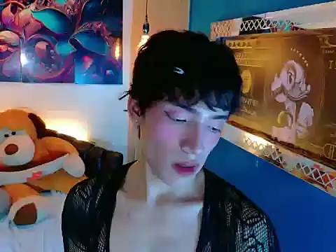 AlecciaNovan Webbikameraesitys