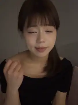 Nana-3 – Live XXX-chat