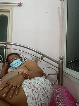 Barna_Love Adlı Modelin Canlı XXX Sohbeti