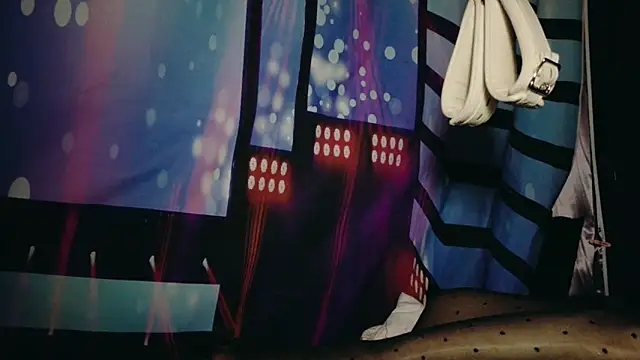 Онлайн чат XXX lenanane0126