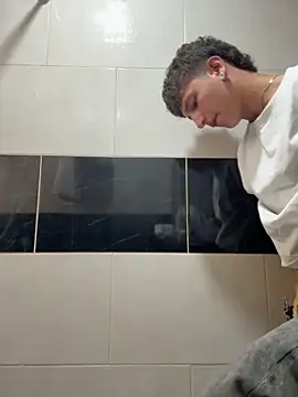 دردشة ARON_LUXX الجنسية المباشرة