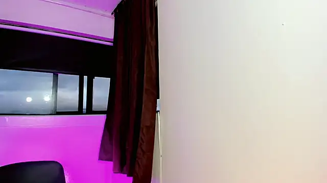 Britany_montiel – Kamerová šou