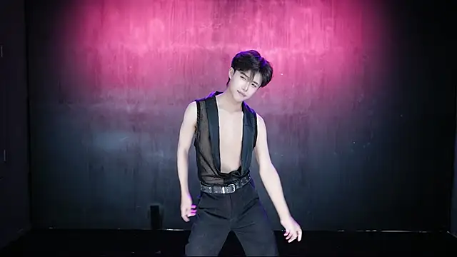 Queen-Vibe – Kamerová šou