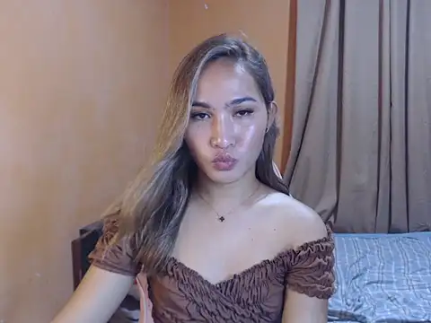 ur_Katrina69 即時 XXX 聊天