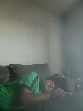 Chatroom XXX en direct de yourMasterisBored