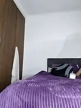 Breezyvikky: вебкам-шоу