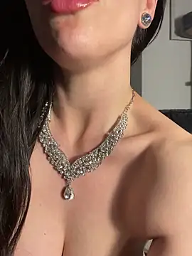 Chat XXX ao vivo de JolieBee