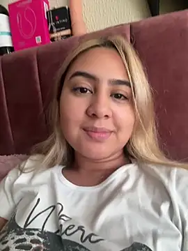 Miabonnett_ Chat XXX in diretta