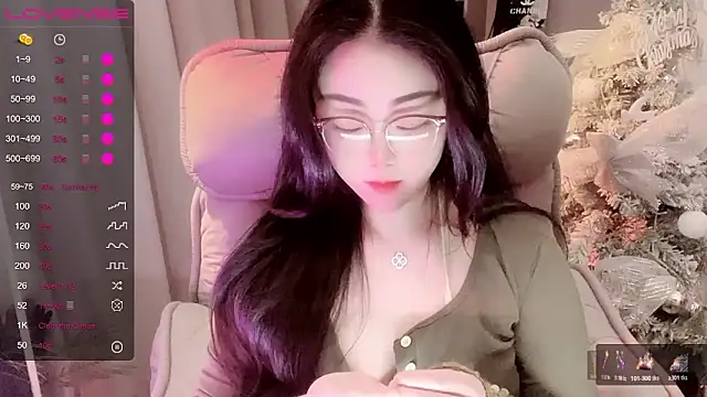 Monica-666888-'s Webcam Show