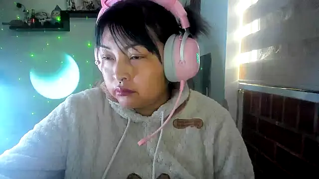 Shaddycute_ – Naživo XXX chat