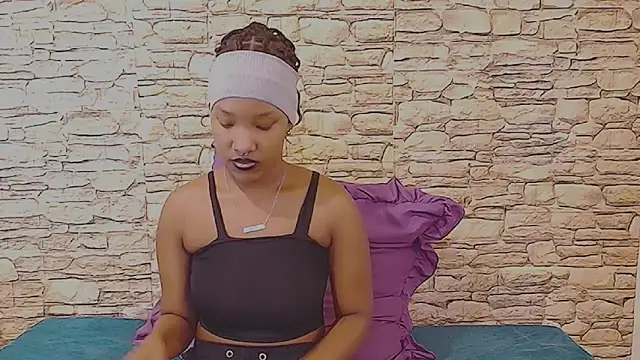 EroticSexyPrada's Live XXX Chat