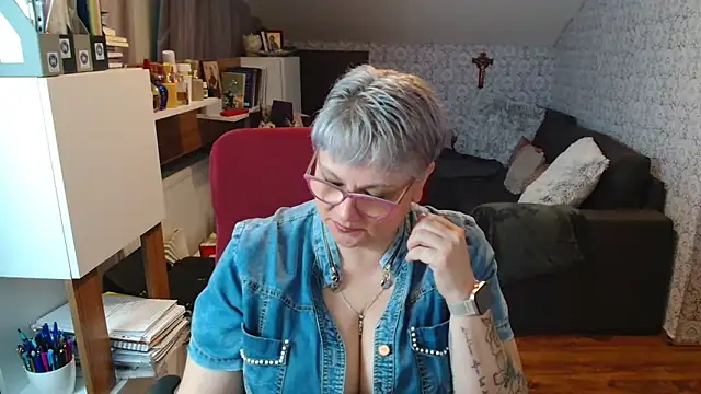 แชท XXX สดของ bigtits4you