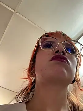 Alice_Hecatee's Live XXX Chat