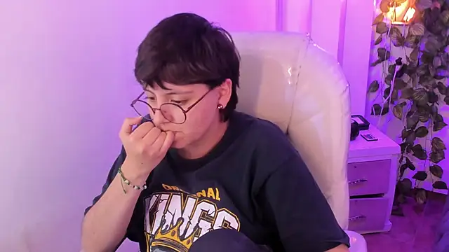 Nathaly_ds Chat XXX live