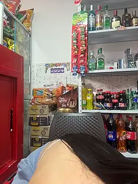 Sara_fun élő XXX-chatje