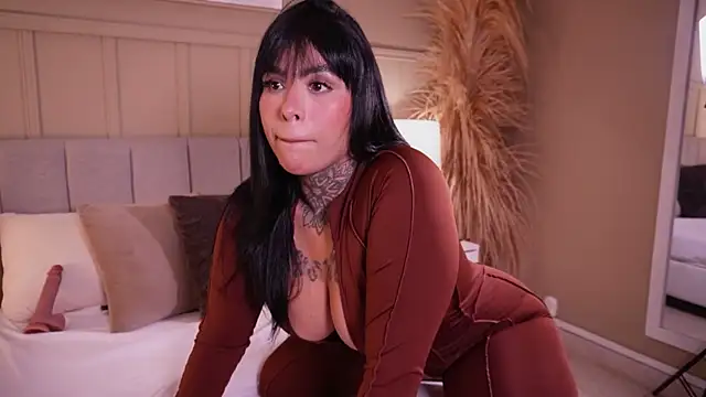 Chat XXX en directo de curvyliciousss