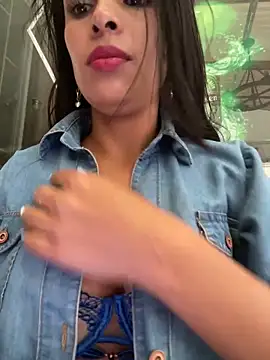 Astrid--: вебкам-шоу