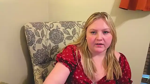 PhatAssBlond Webcamshow