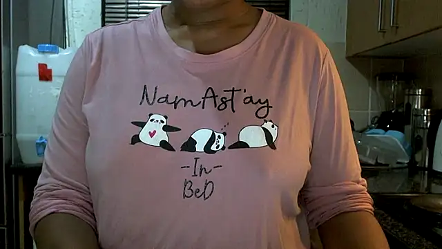 NewBeginnings8's Live XXX Chat