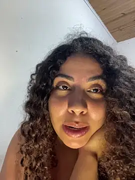 A_maddy Adlı Modelin Canlı XXX Sohbeti