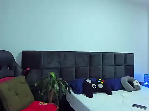 Pokazy przed kamerką – Alexander_Martines