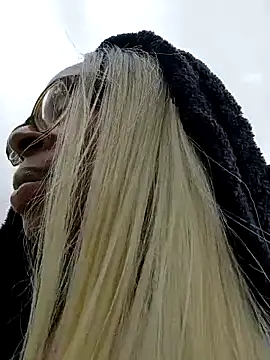 Chat +18 de Jasmine_FullsShine ao vivo