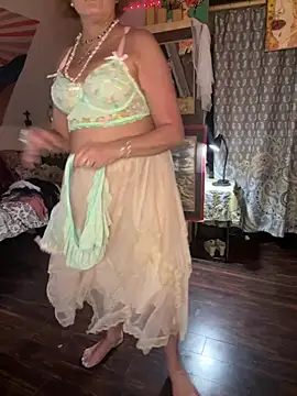 SuzyCatzz's Live XXX Chat