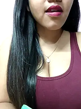 Sharvari-Wagh Chat XXX in diretta