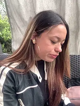 دردشة Diosa_Pinkk الجنسية المباشرة