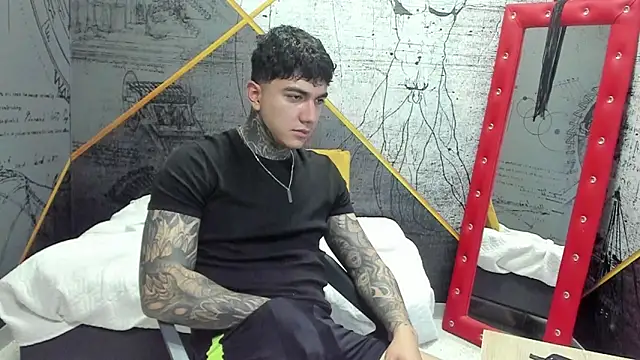 Gury_tattoo লাইভ XXX চ্যাট